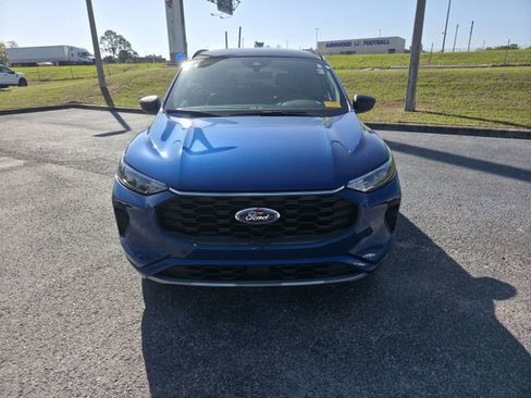 Used 2023 Ford Escape ST-Line w/ Tech Pack #1 image 3