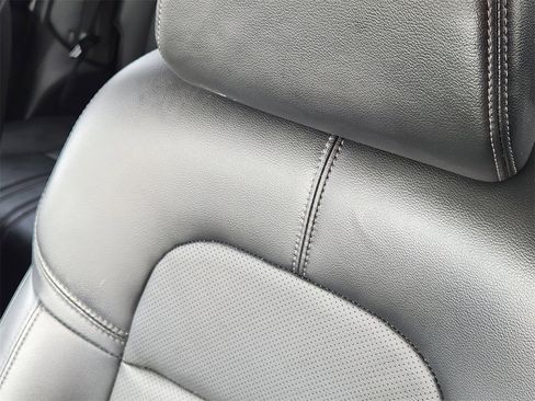 Used 2025 Honda HR-V EX-L image 14