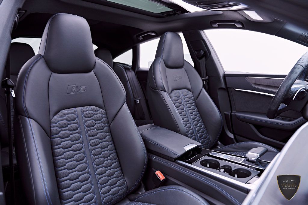 Used 2025 Audi RS 7 Performance AWD/4WD image 59