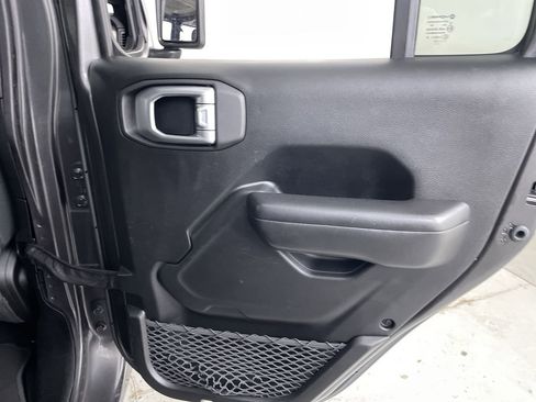 Used 2019 Jeep Wrangler Unlimited Sport S AWD/4WD image 21