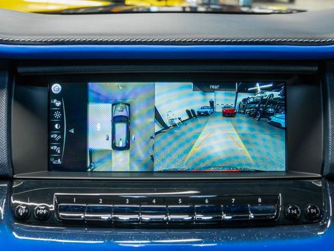 Used 2024 Rolls-Royce Cullinan Black Badge image 44