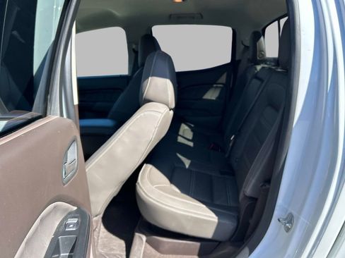 Used 2022 GMC Canyon Denali AWD/4WD image 11