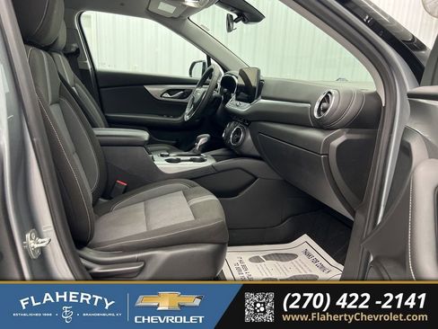 Used 2025 Chevrolet Blazer LT image 15