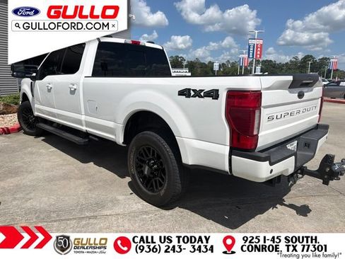 Certified 2022 Ford F250 Lariat w/ Black Appearance Package AWD/4WD image 2