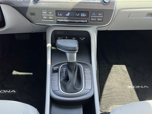 Certified 2024 Hyundai Kona SEL FWD image 14