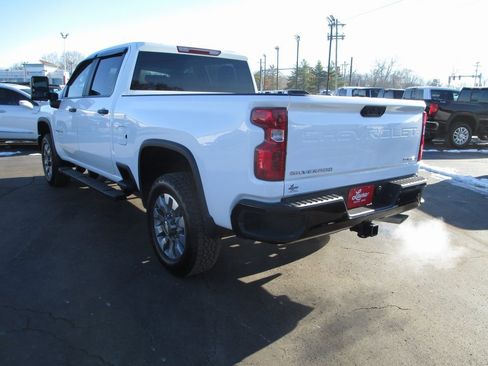 Certified 2025 Chevrolet Silverado 2500 Custom w/ Custom Convenience Package image 7