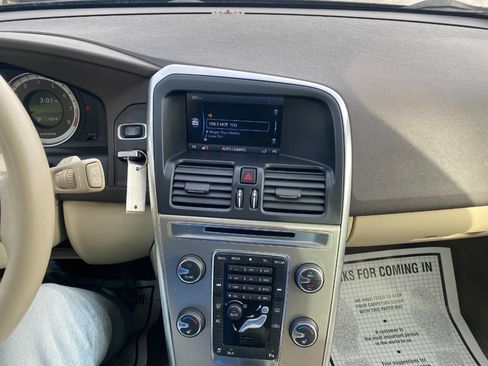 Used 2012 Volvo XC60 T6 AWD/4WD image 15