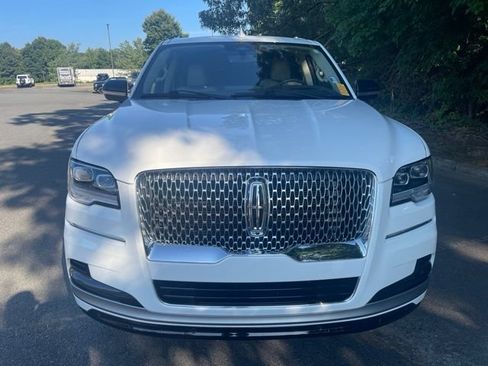Used 2024 Lincoln Navigator L Reserve AWD/4WD image 8