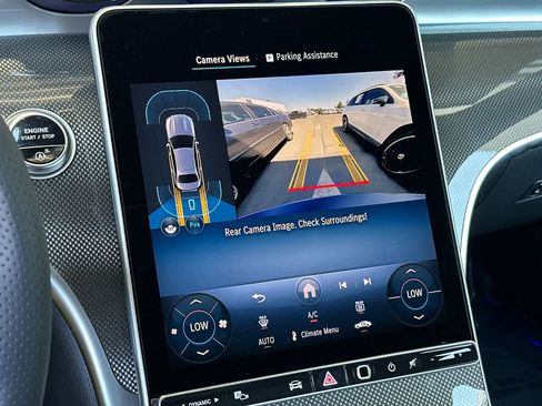 New 2026 Mercedes-Benz C 300 4MATIC Sedan image 17