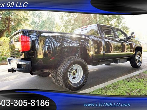 Used 2015 GMC Sierra 3500 Denali w/ Duramax Plus Package image 9