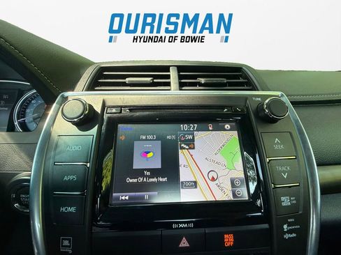 Used 2016 Toyota Camry XLE w/ Advanced Technology Package FWD image 17