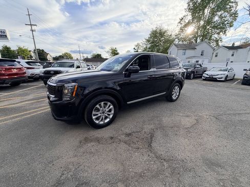 Used 2021 Kia Telluride LX FWD image 45