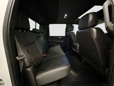 Certified 2022 Chevrolet Silverado 3500 High Country image 24