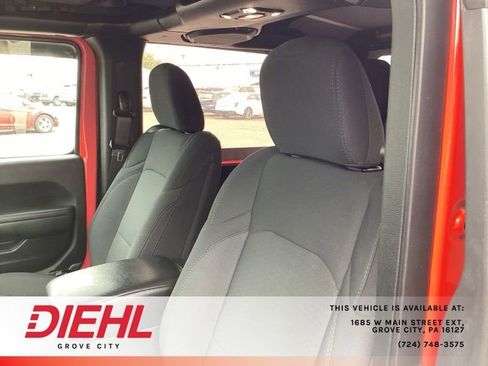Used 2021 Jeep Wrangler Sport AWD/4WD image 16