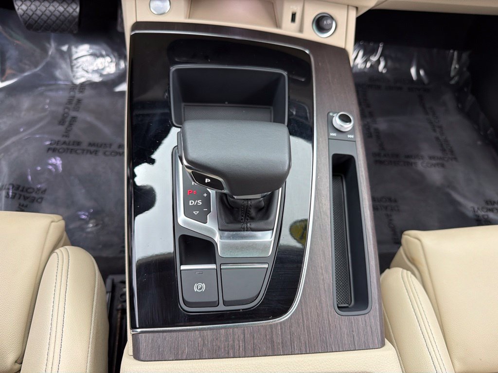 Used 2024 Audi Q5 2.0T Premium AWD/4WD image 14