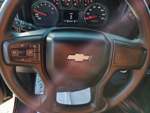 Used 2022 Chevrolet Silverado 1500 Custom image 17