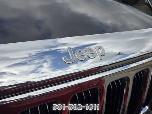 Used 2007 Jeep Commander Sport w/ Sun/Sound Group RWD image 6