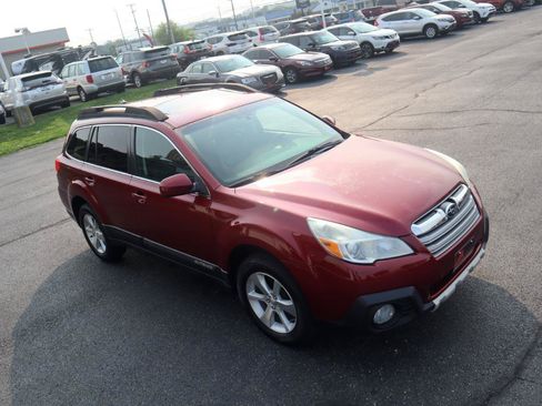 Used 2013 Subaru Outback 2.5i Limited AWD/4WD image 20