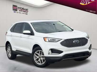 Used 2024 Ford Edge SEL w/ Convenience Package