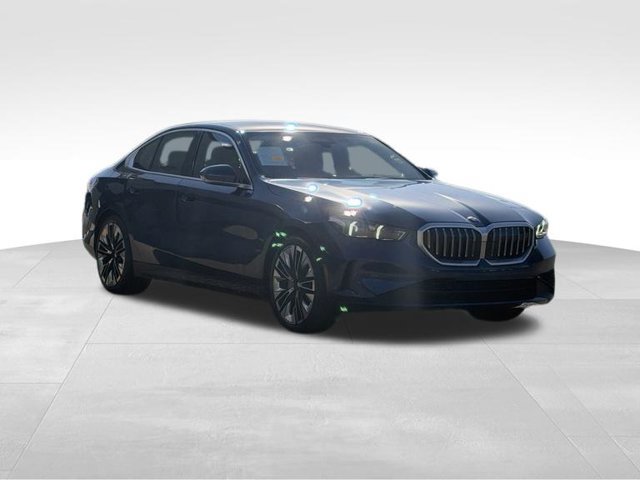 Certified 2026 BMW 540i xDrive AWD/4WD image 11