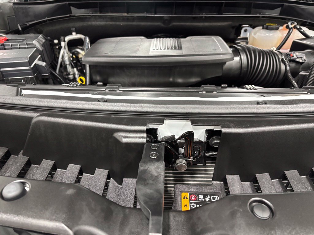 Used 2026 GMC Yukon XL AT4 AWD/4WD image 68