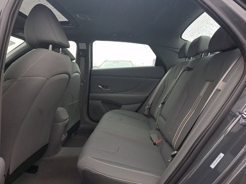 New 2026 Hyundai Elantra SEL Sport Premium FWD image 6