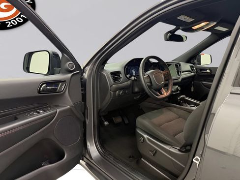 Used 2025 Dodge Durango GT RWD image 10