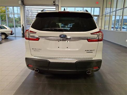 Certified 2025 Subaru Ascent Limited w/ Popular Package #2 image 5