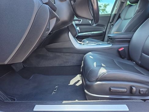 Used 2019 Acura TLX V6 FWD image 10