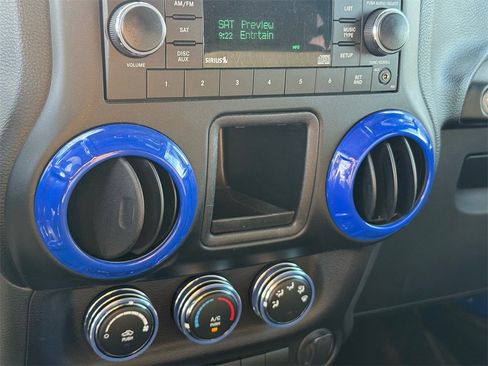 Used 2016 Jeep Wrangler Sport image 27