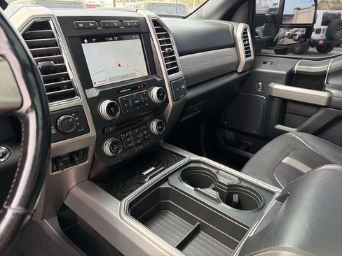 Used 2018 Ford F250 Platinum w/ Platinum Ultimate Package AWD/4WD image 42