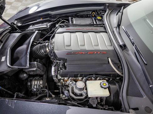 Used 2017 Chevrolet Corvette Stingray Coupe w/ Carbon Flash Badge Package RWD image 42