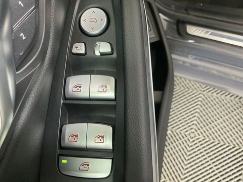 New 2026 BMW 330i Sedan w/ M Sport Package image 24