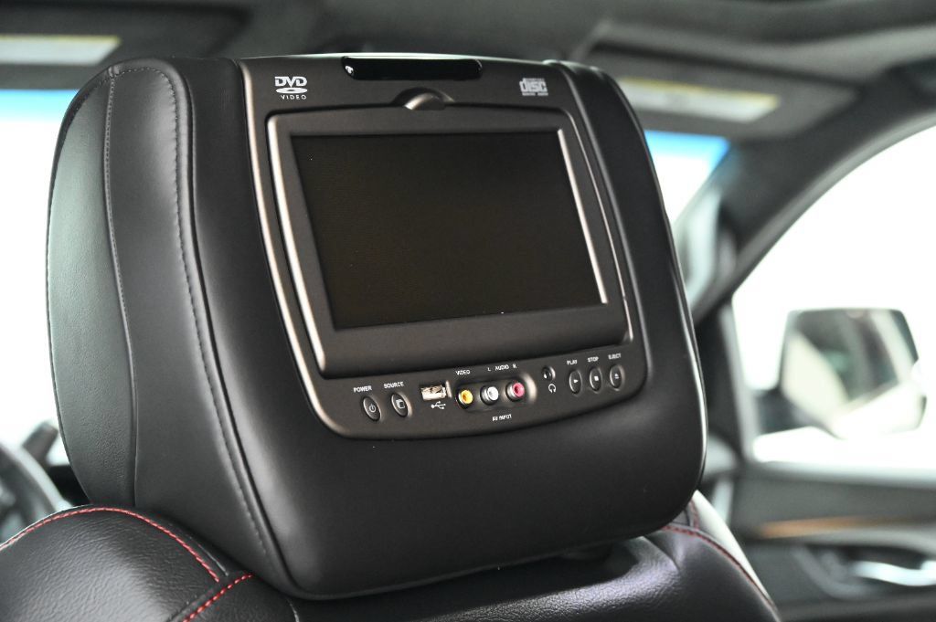 Used 2018 Cadillac Escalade Platinum AWD/4WD image 40
