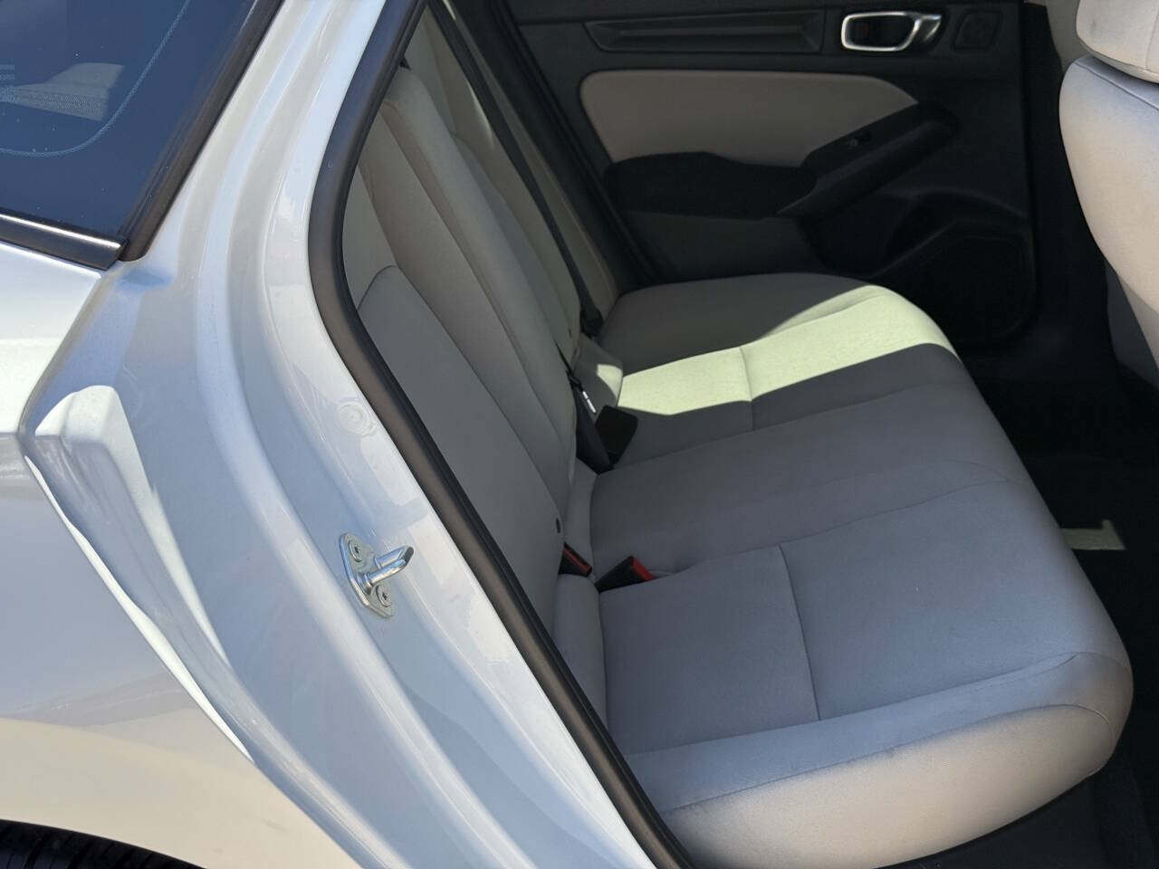 Used 2022 Honda Civic EX image 19
