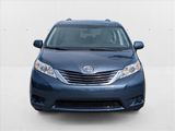 Used 2015 Toyota Sienna LE image 2