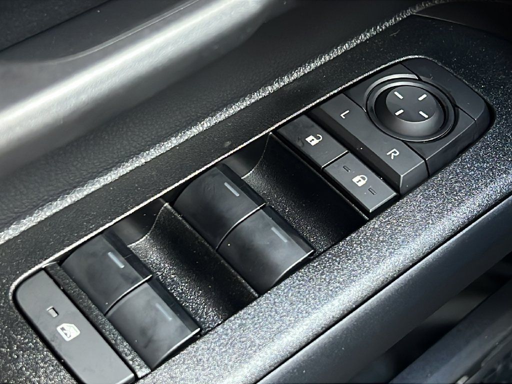 Used 2026 Toyota 4Runner TRD Off-Road Premium AWD/4WD image 19
