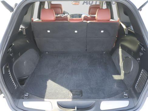 Used 2019 Jeep Grand Cherokee Trackhawk AWD/4WD image 7