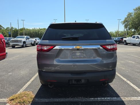 Certified 2020 Chevrolet Traverse LT w/ LPO, Floor Liner Package AWD/4WD image 4