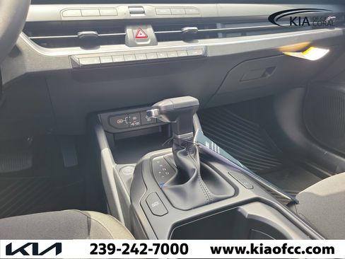 New 2026 Kia K4 FWD image 18