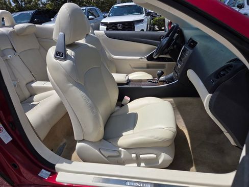 Used 2010 Lexus IS 250C RWD image 17