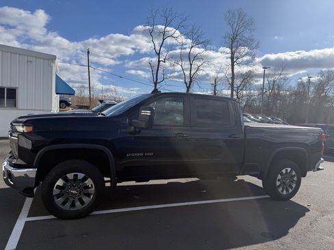 Used 2024 Chevrolet Silverado 2500 LT w/ All Star Edition image 4