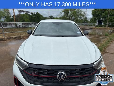 Used 2024 Volkswagen Jetta GLI 40th Anniversary Edition image 2