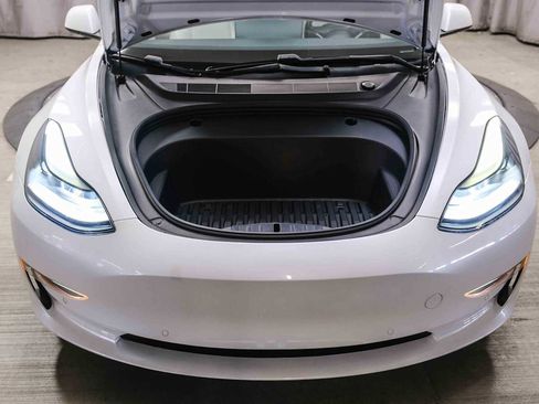 Used 2021 Tesla Model 3 Long Range AWD/4WD image 30