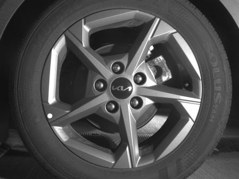 Used 2025 Kia K4 LXS image 14