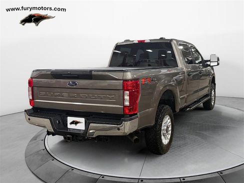 Used 2020 Ford F250 XLT w/ XLT Value Package image 3