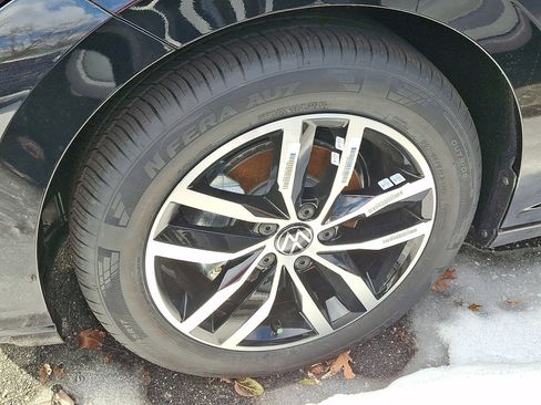 New 2026 Volkswagen Jetta SE image 18