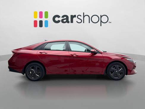Used 2023 Hyundai Elantra SEL FWD image 6