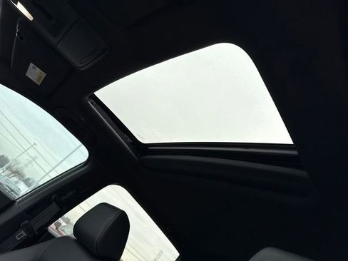 Used 2024 Honda CR-V Sport Touring image 27