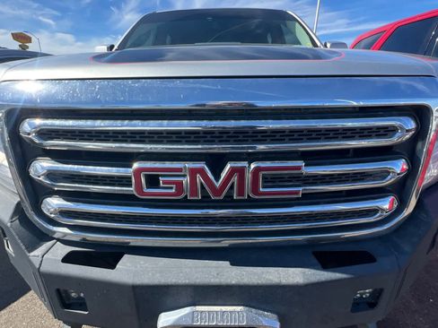 Used 2015 GMC Canyon SLE w/ SLE Convenience Package image 9